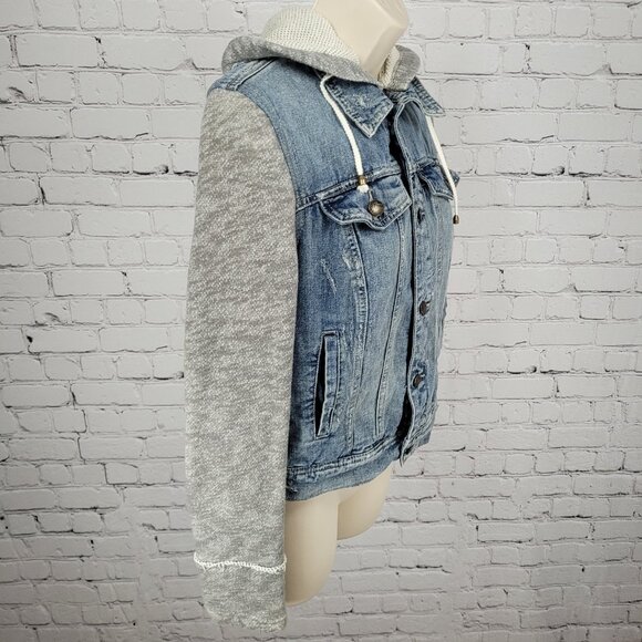 Free People Blue Denim Distressed Removable Knit Hood Jean Jacket Size Small S - Picture 14 of 14